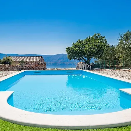 Holiday home Holiday Lara *